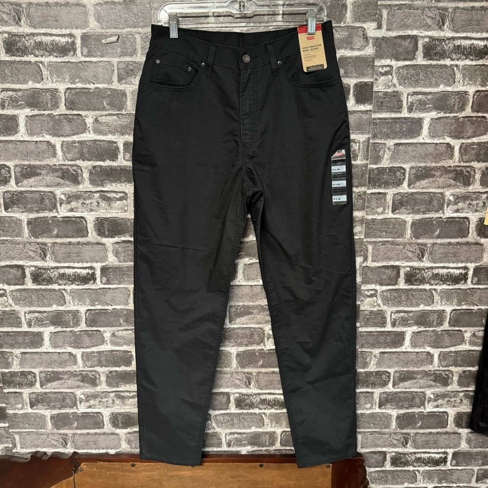 NWT Levi’s high waisted mom jeans black